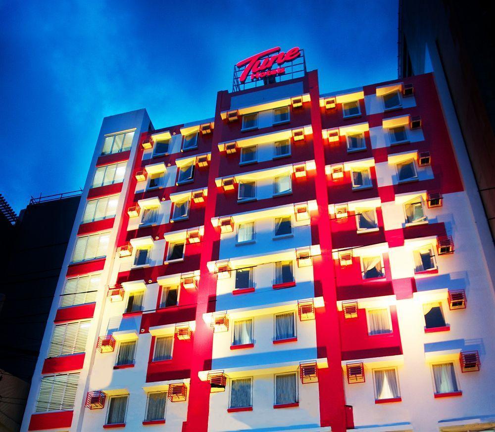 Red Planet Manila Malate Mabini Hotel Exterior photo
